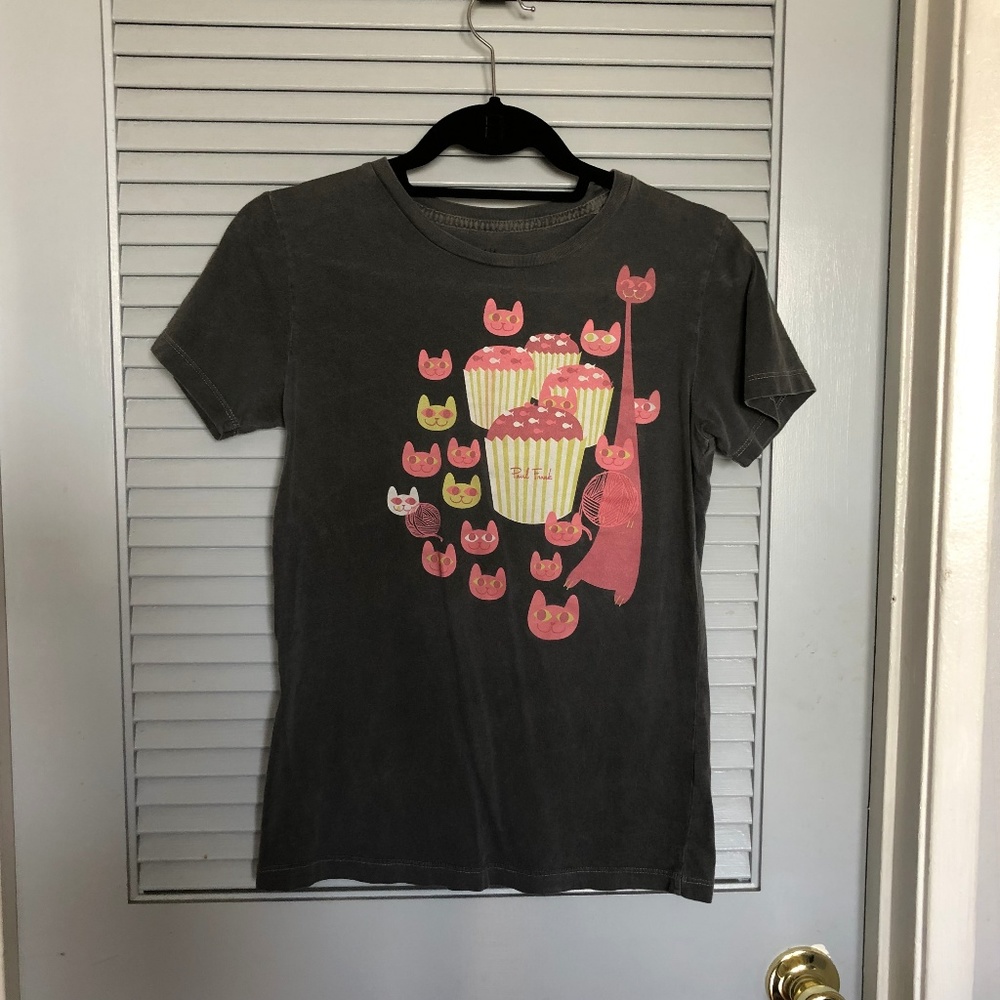 Paul Frank cat and cupcake graphic tee